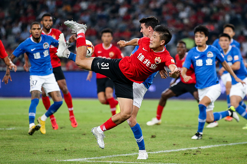 富力客场大胜建业,逼近中超前四,气势如虹 富力客场大胜建业,逼近中超前四,气势如虹