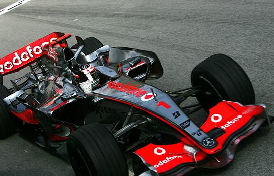 开云-梅赛德斯碾压威廉姆斯，阿隆索关键制胜