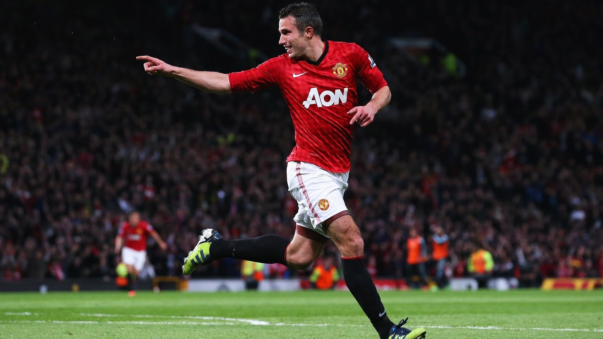 开云-魔术对阵辽宁队，浓眉防守端锁死对手，赛场战术解析