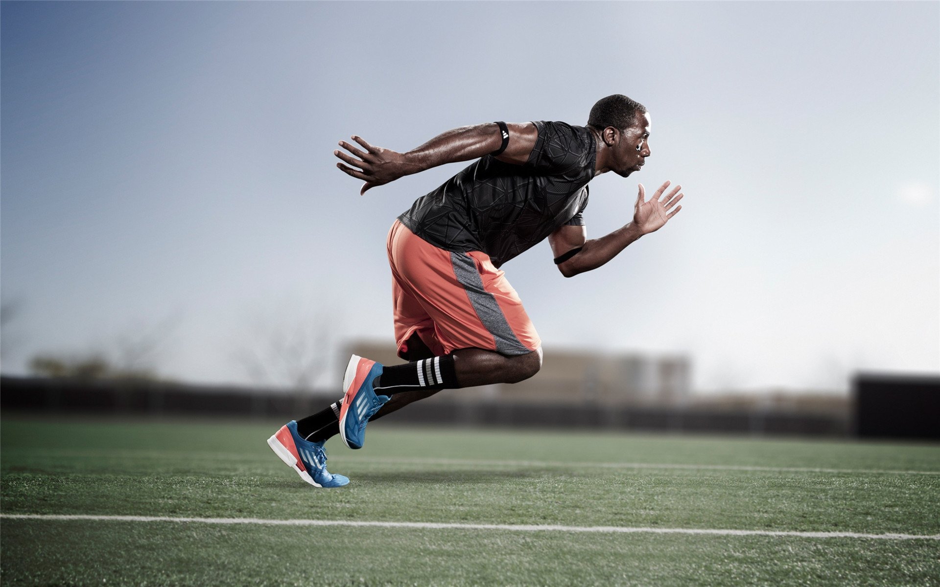 欧冠淘汰赛上演非洲收割机，巴萨用足球语言书写新大陆情缘